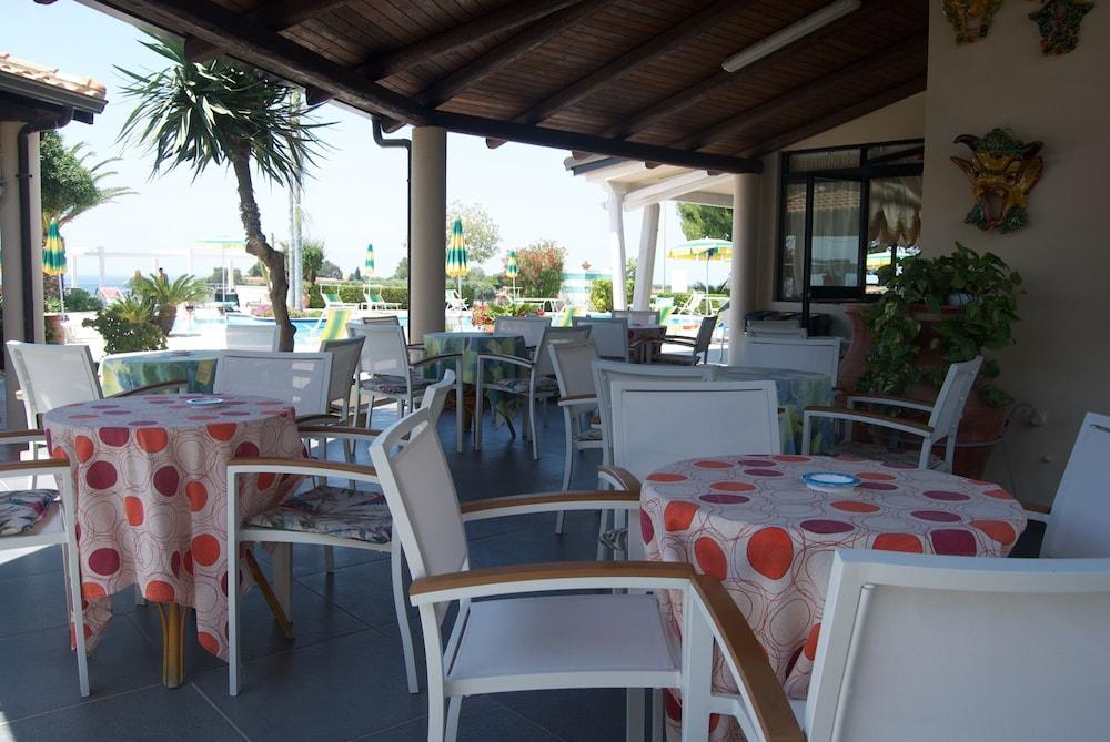 Hotel Residence Sciaron Capo Vaticano Kültér fotó