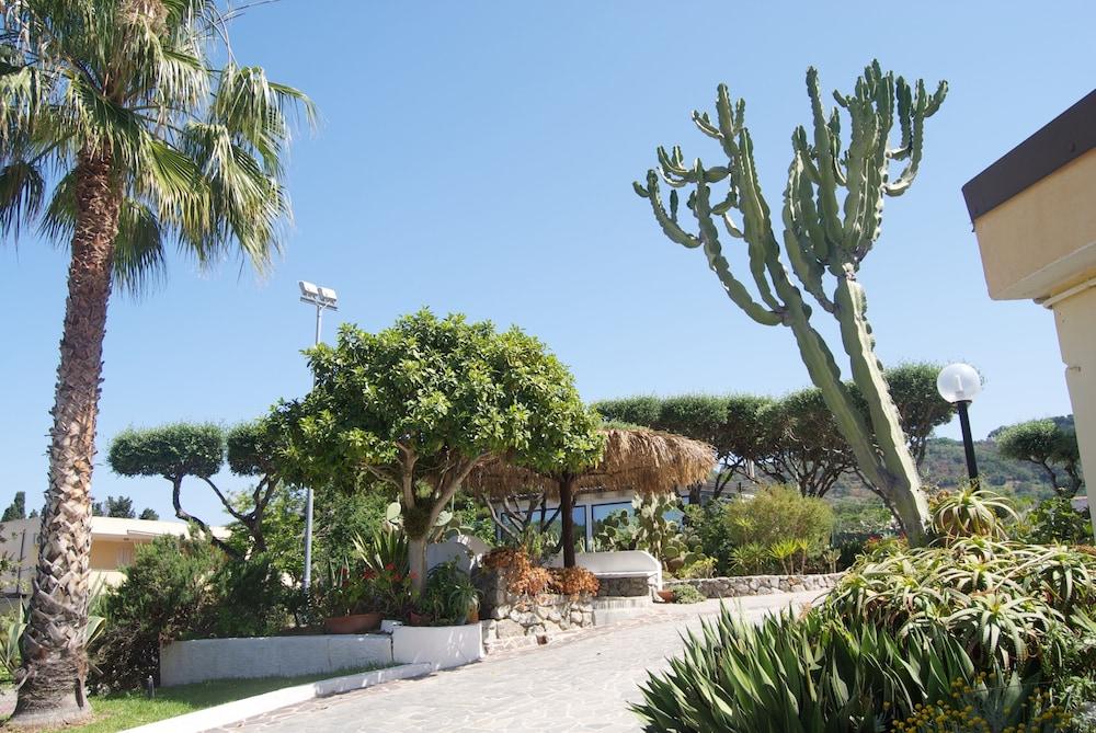 Hotel Residence Sciaron Capo Vaticano Kültér fotó